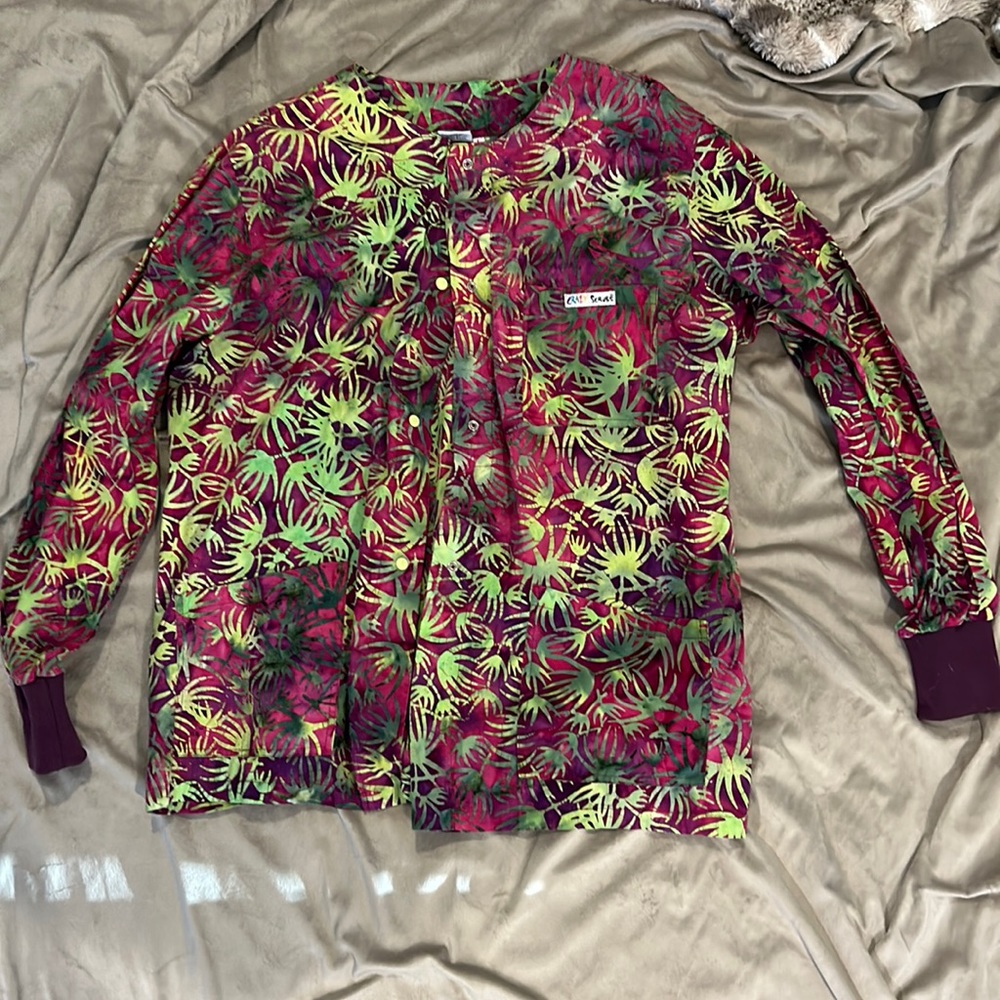 Crazy scrub ladies size large tropical jacket